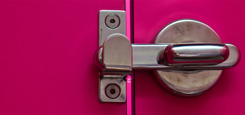 Childproof Gate Lock in Porterville, California